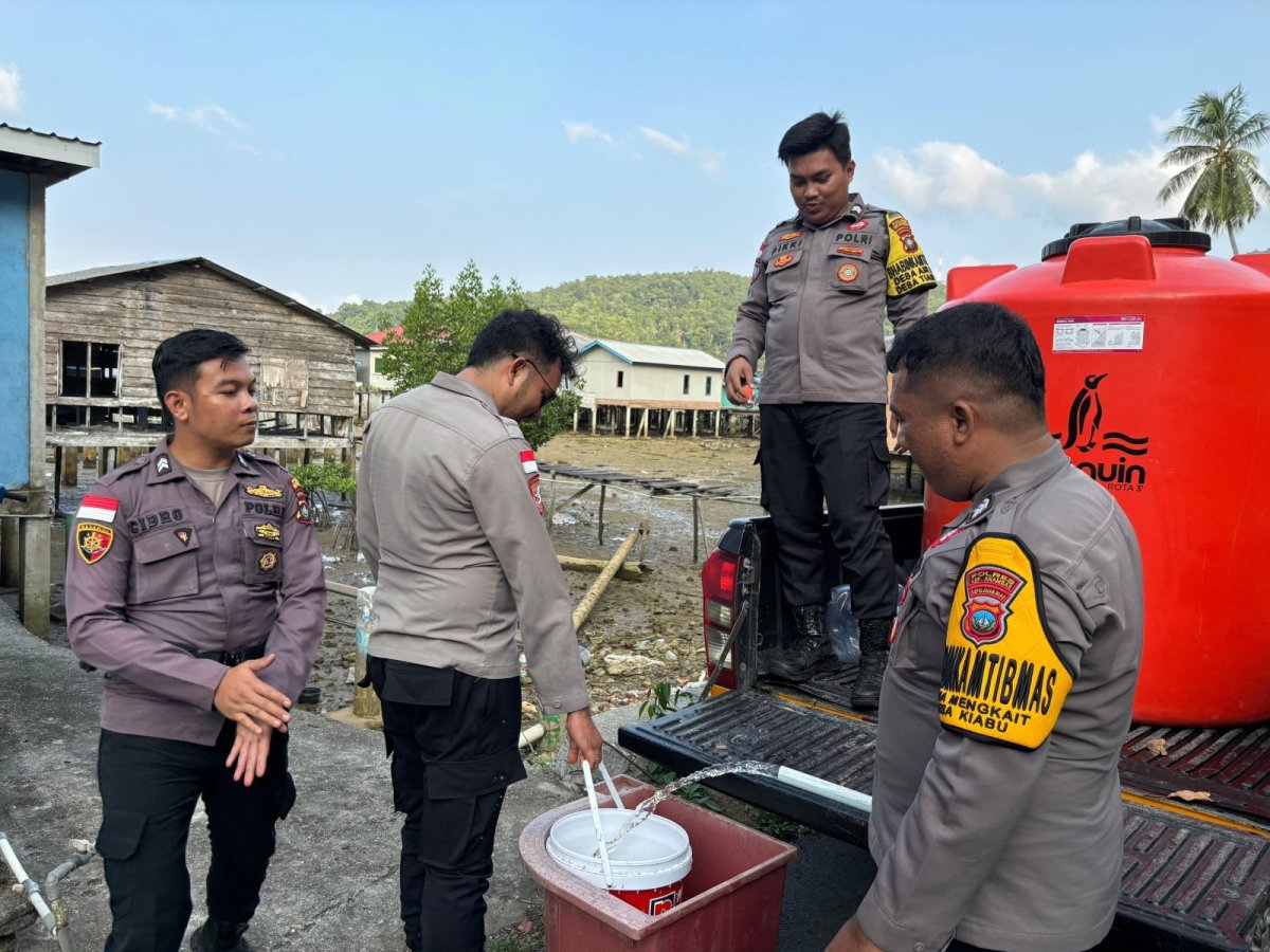 Foto yang menggambarkan situasi di sekitar Anambas.