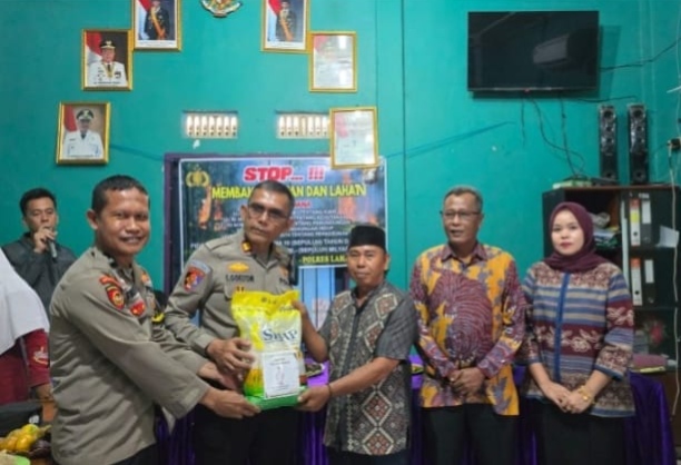 Dokumentasi yang menggambarkan perkembangan Lahat.