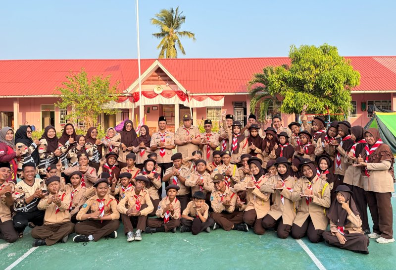 Foto yang menggambarkan situasi di sekitar Karimun.