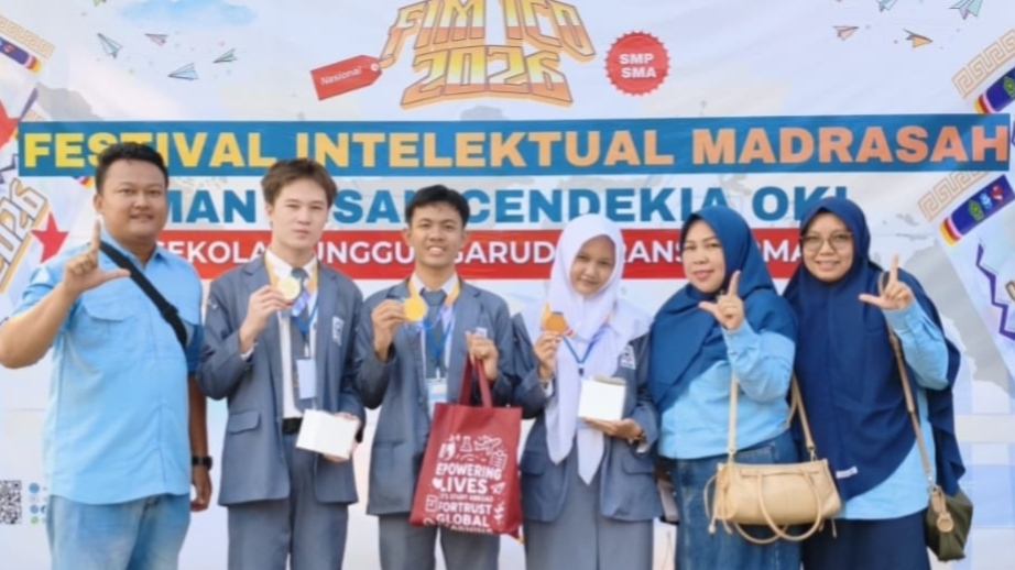 Foto dari lapangan yang menunjukkan perkembangan terbaru tentang Lahat.
