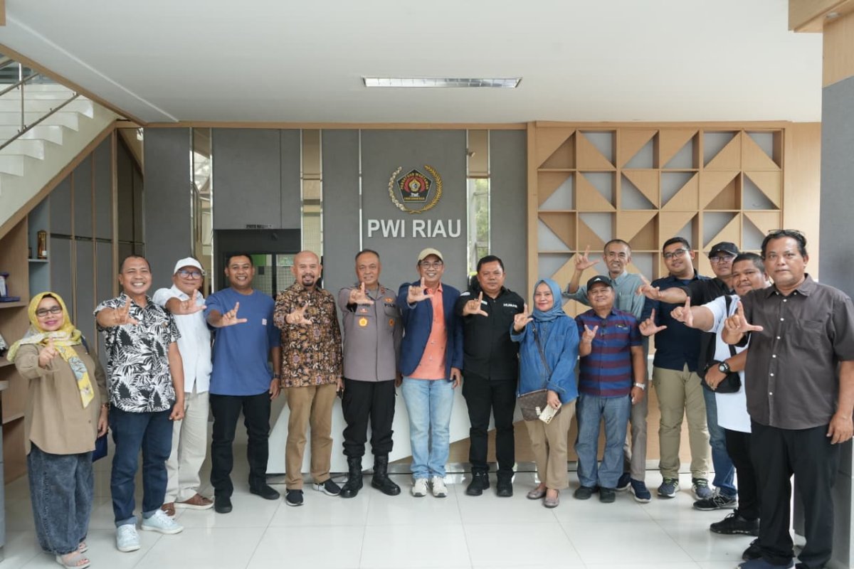 Foto eksklusif dari peristiwa yang berkaitan dengan Pekanbaru.