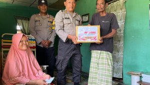 Foto jurnalistik yang menangkap situasi di lapangan tentang Karimun.