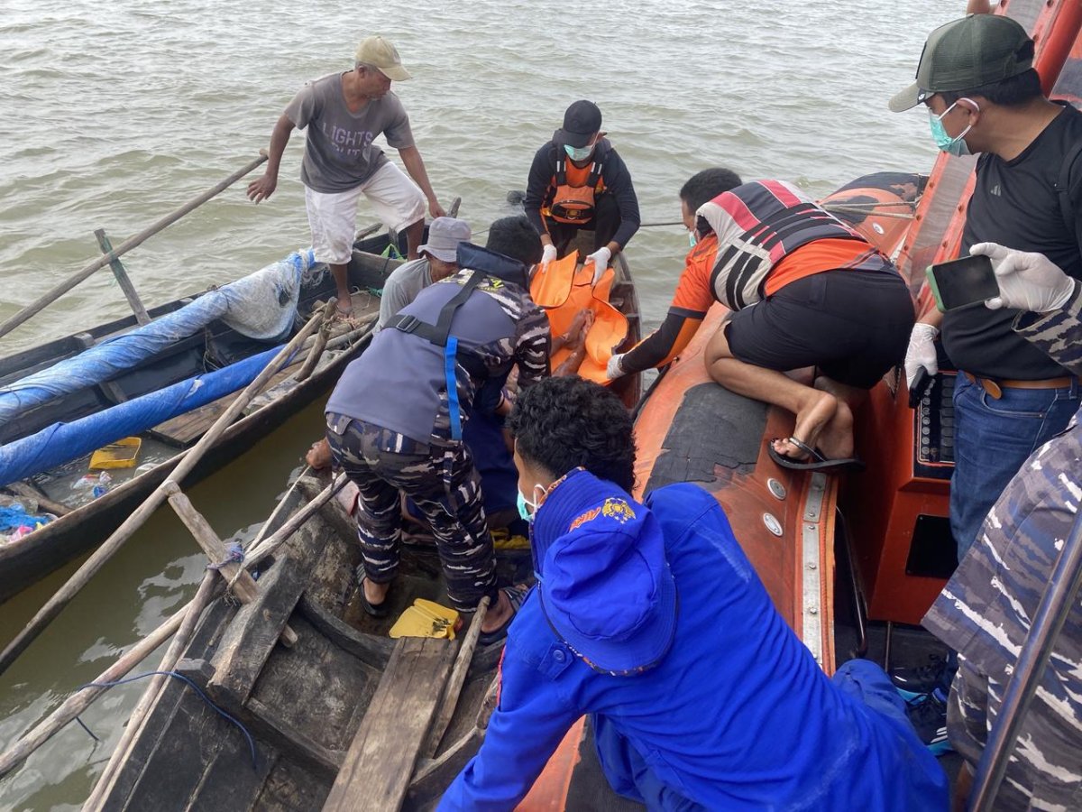 Gambar yang memperlihatkan kondisi lapangan Meranti.