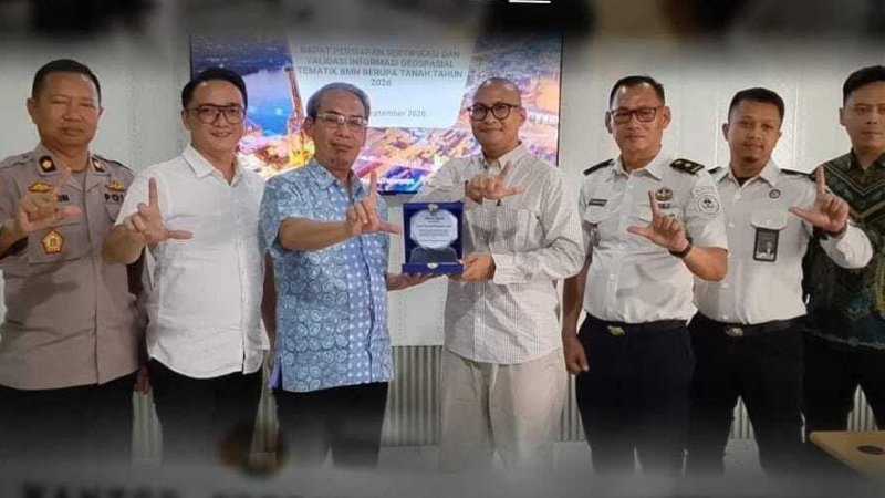 Visualisasi yang menunjukkan dinamika Lahat.