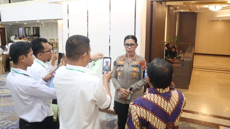 Visualisasi yang menggambarkan kondisi aktual Batam.