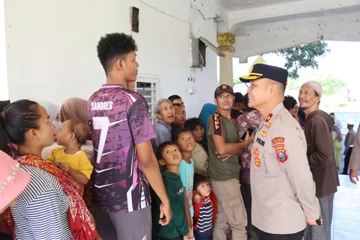 Cuplikan peristiwa yang menunjukkan perkembangan Labuhanbatu.