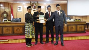 Potret suasana dari peristiwa yang berhubungan dengan Karimun.