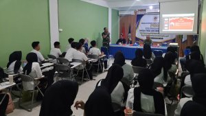 Visualisasi data yang berkaitan dengan Karimun terbaru.